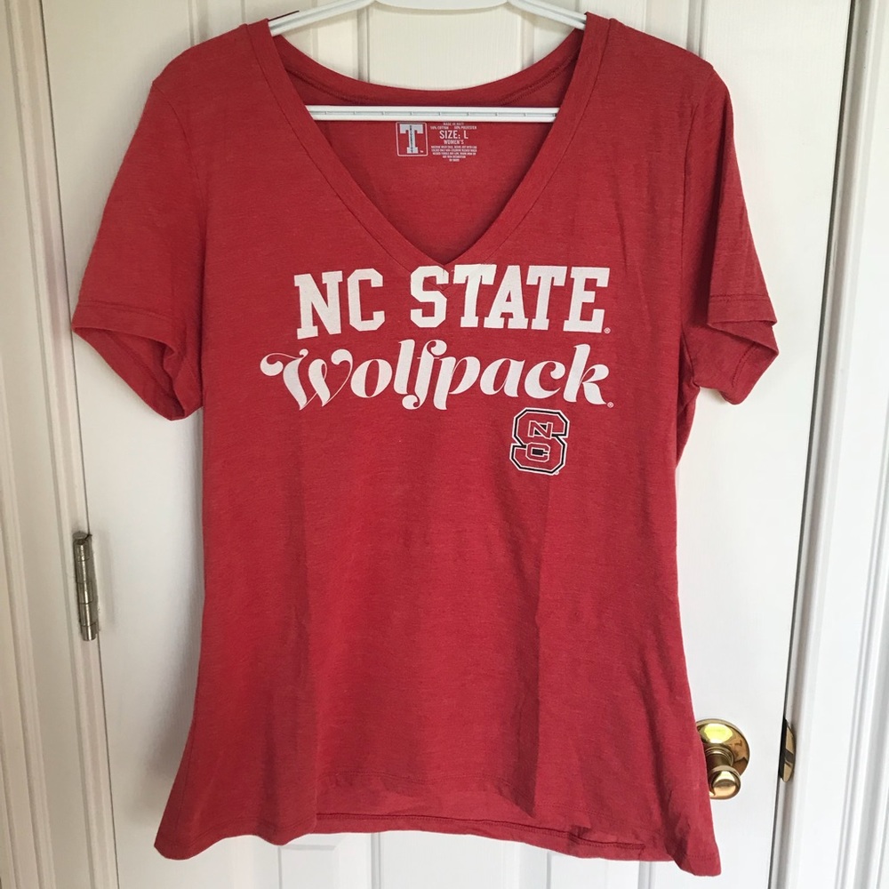 NC STATE WOLFPACK T-shirt